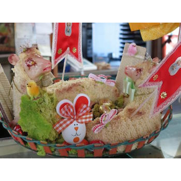Easter sheep of almond paste 