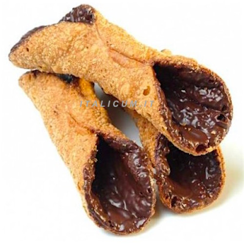 Sicilian cannoli peel with dark chocolate