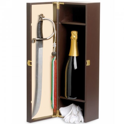 Wooden box 1 bottle with saber and gloves