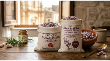 The Scicli bean ... the Sicilian "sweet thing"