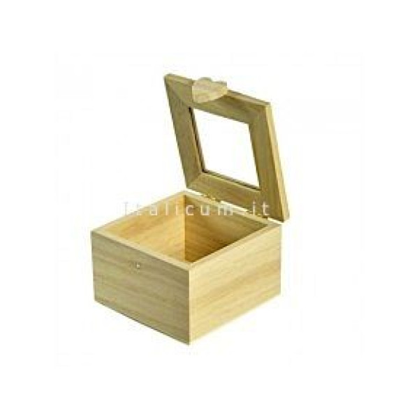 Balsa wooden box with transparent cover and magnetic closure cm.7,4x7,4 h.4,4