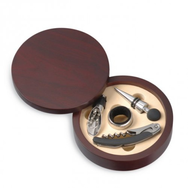 Wine set with 4 accessories in a round wooden box
